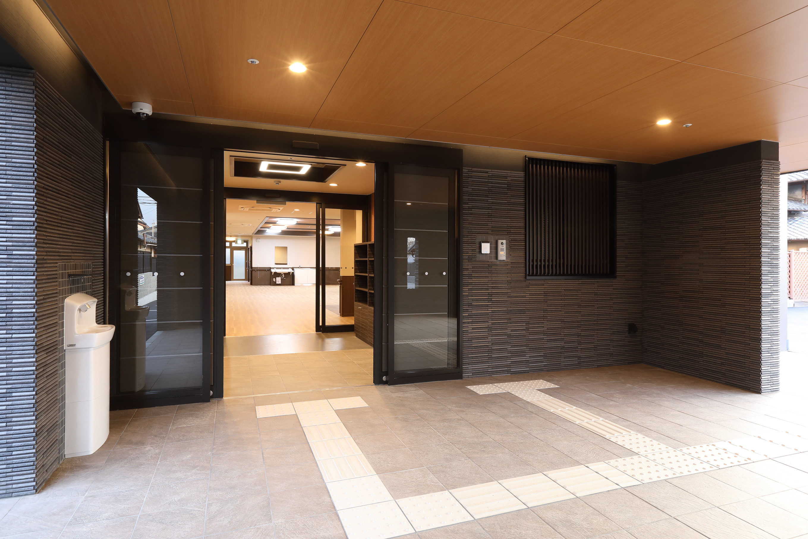 ②エントランス